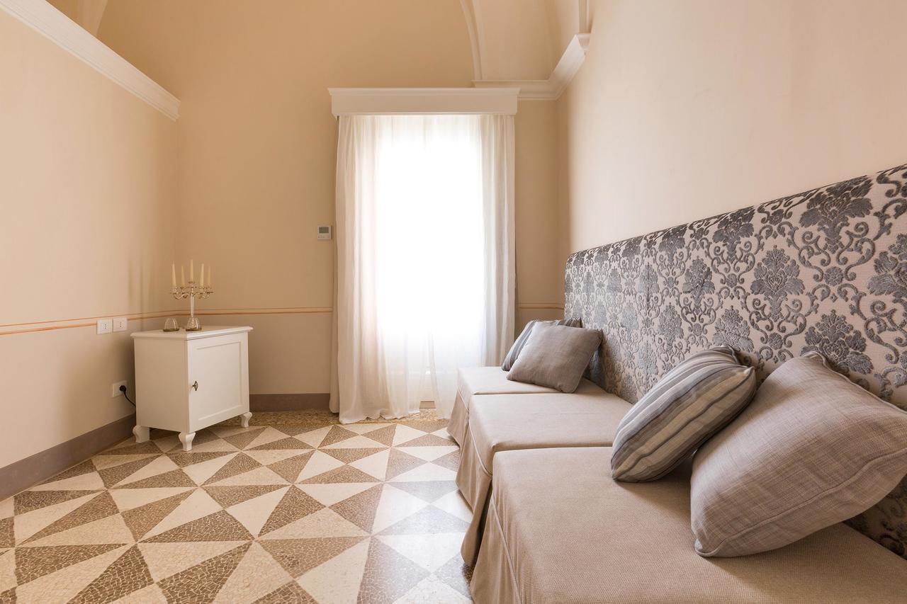 Palazzo Fasti Bed & Breakfast Casarano Exterior photo